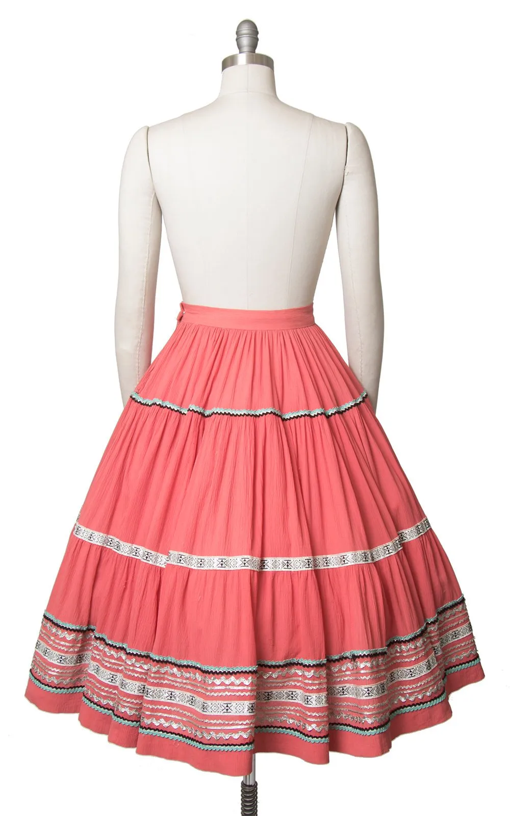 💐 SPRING CLEAROUT 💐 1950s Pink Ric Rac Patio Circle Skirt | small