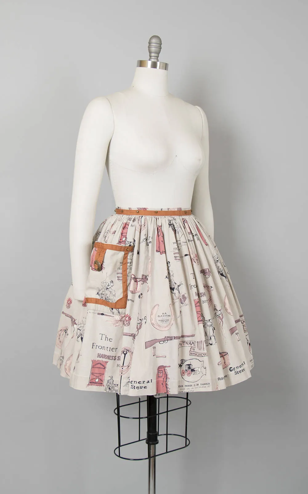 💐 SPRING CLEAROUT 💐 1950s Wild West Novelty Print Skirt | small