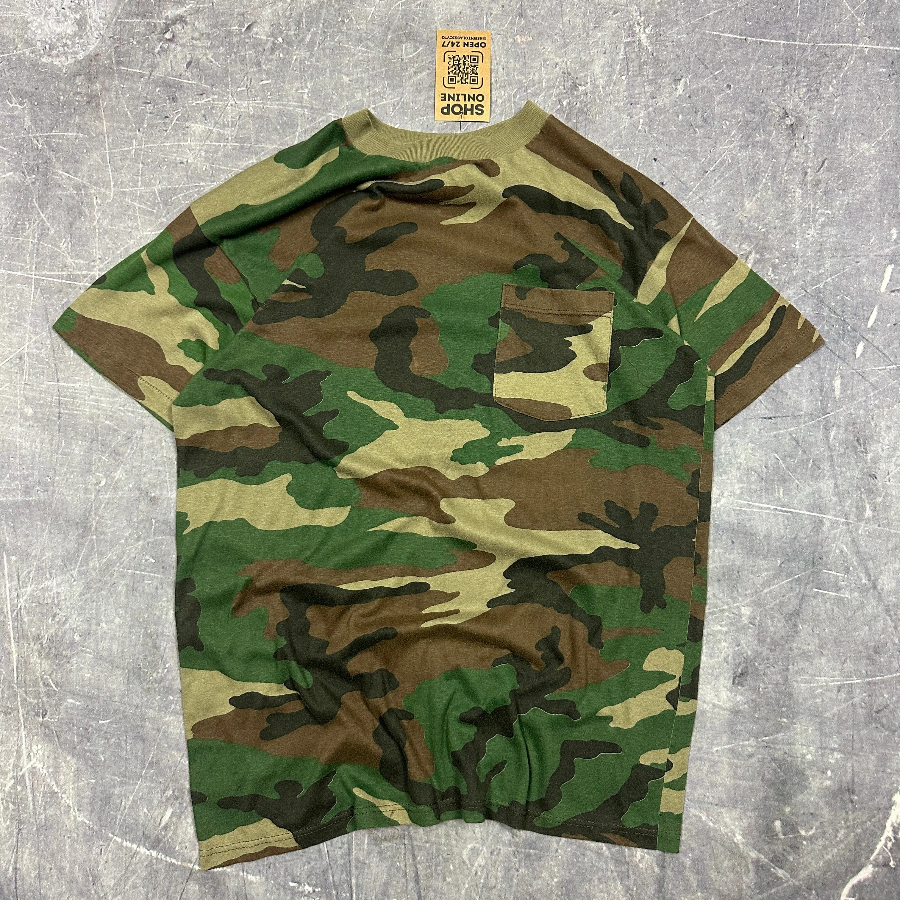 90s Single Stitched Woodland Camo Essential Pocket Shirt M K02